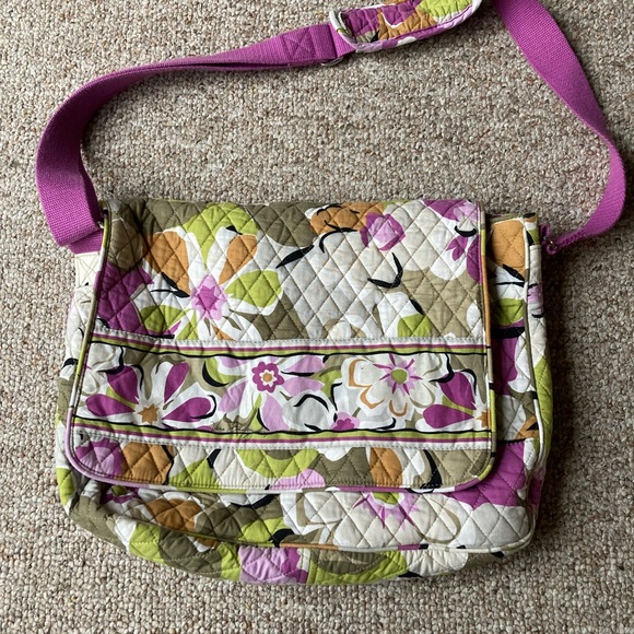 VERA BRADLEY Portobello Road Messenger Bag or Diaper Bag Retired - Picture 3 of 11